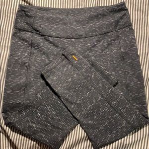 Lucy Capri pocket leggings